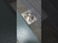 เครื่องตัดแผ่นแผ่นแบบแผ่นพีวีซีสําหรับตัดหลายชั้นในรูปแบบการเย็บเสื้อผ้า